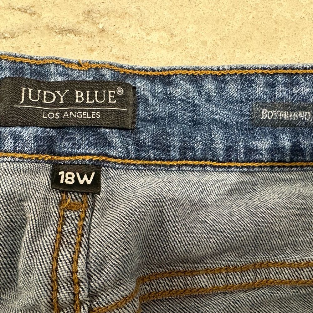 Judy Blue Distressed Boyfriend Jeans in Blue - Picture 2 of 3